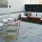Apartamento con aparcamiento gratuito y gran terraza a 10 min de la Plaza Mayor