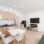 Apartamentos La Brava by gaiarooms