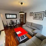 Apartamento Reyes de España / Free Parking&Wi Fi