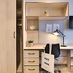 Livensa Living Salamanca Albergue Juvenil