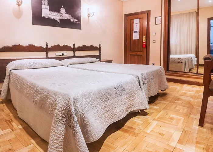 Hotel Castellano I