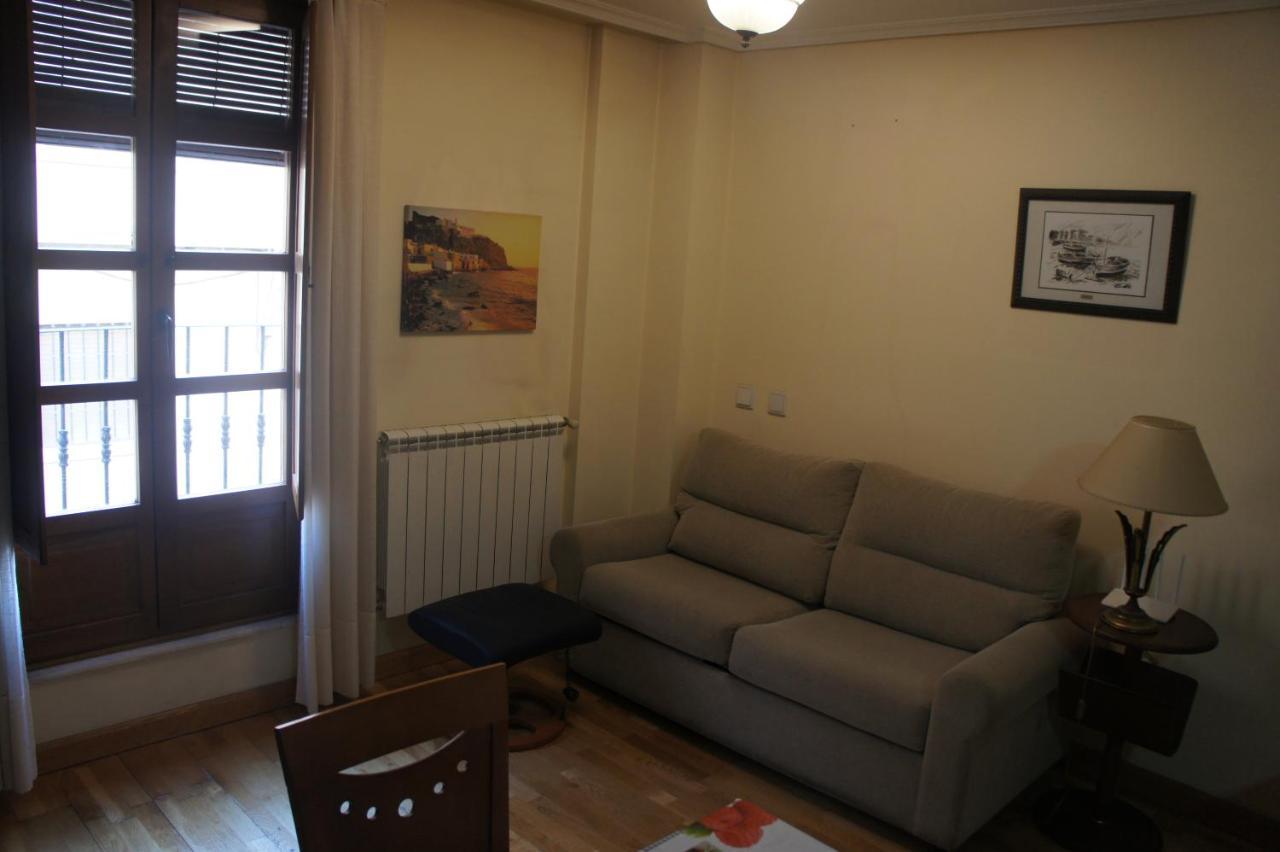 Monumental Apartment *