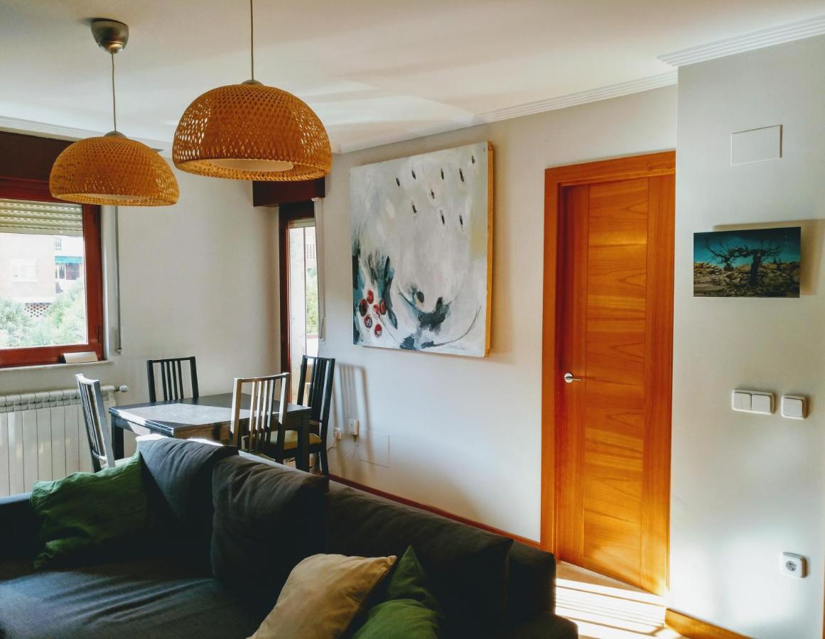 Apartamento con aparcamiento gratuito y gran terraza a 10 min de la Plaza Mayor * Salamanca
