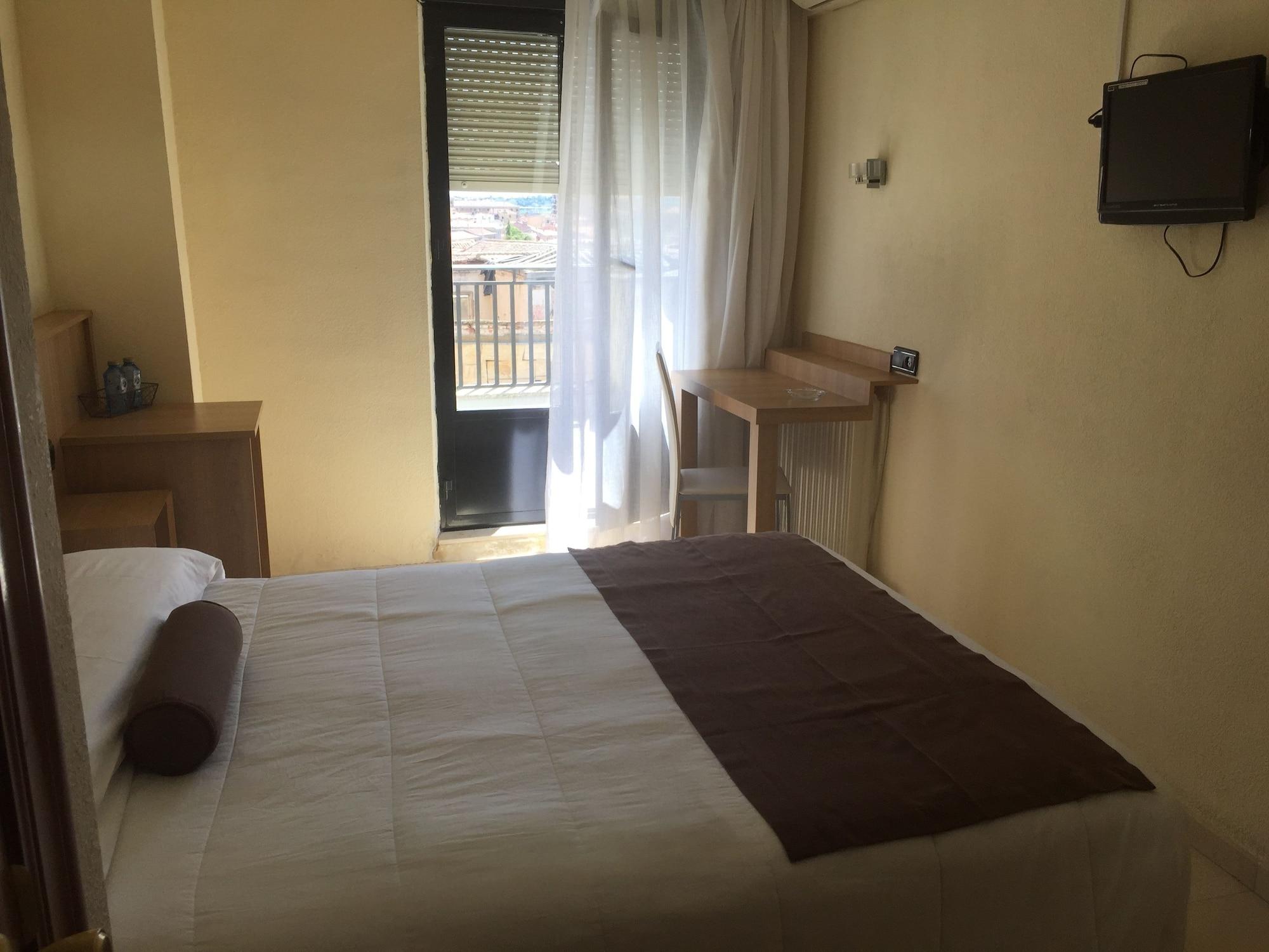 Emperatriz Ii Hotel