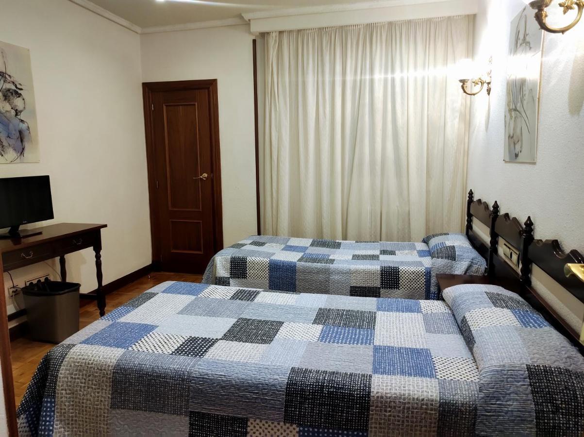 Hotel Castellano I *
