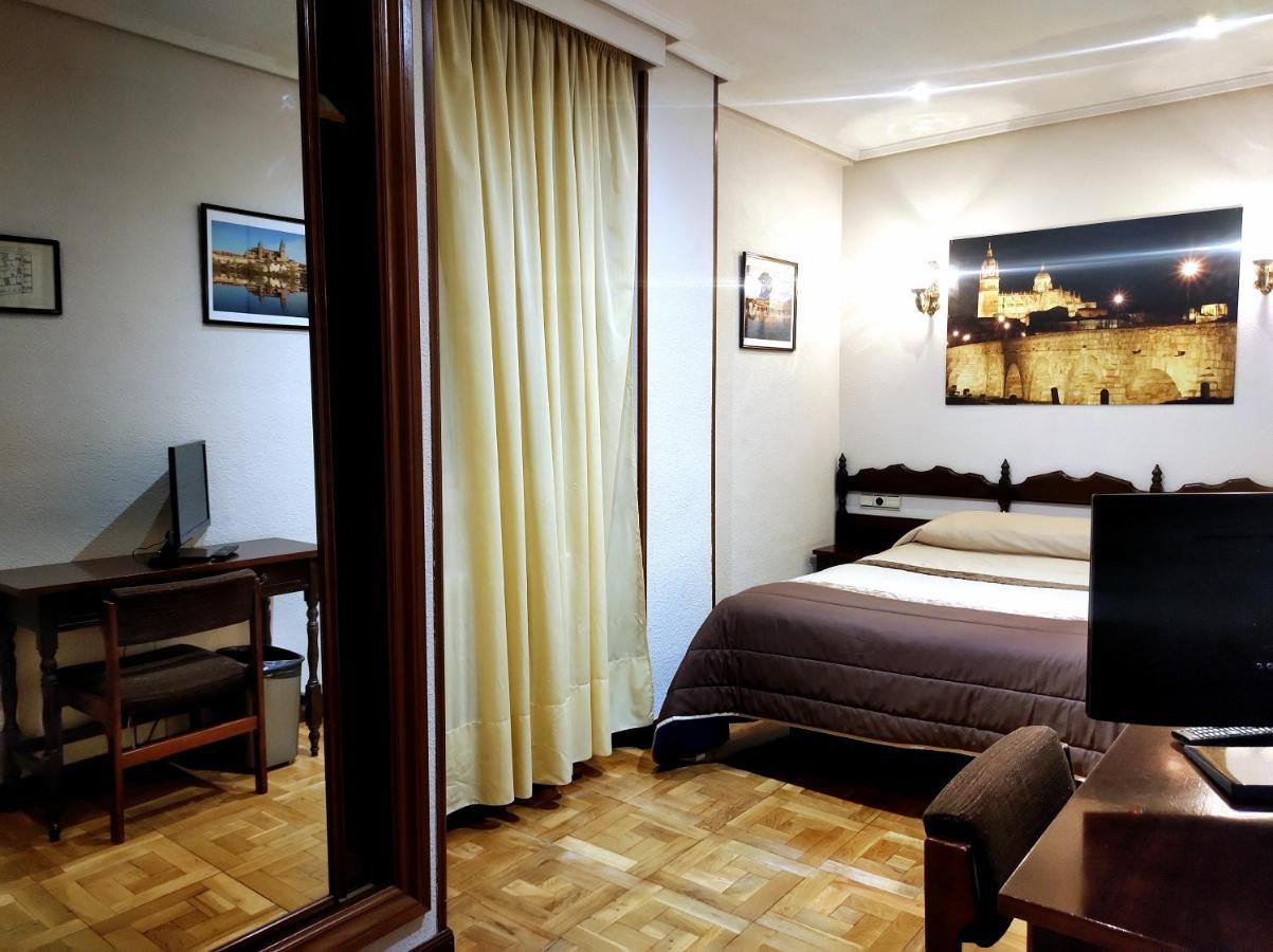 Hotel Castellano I *