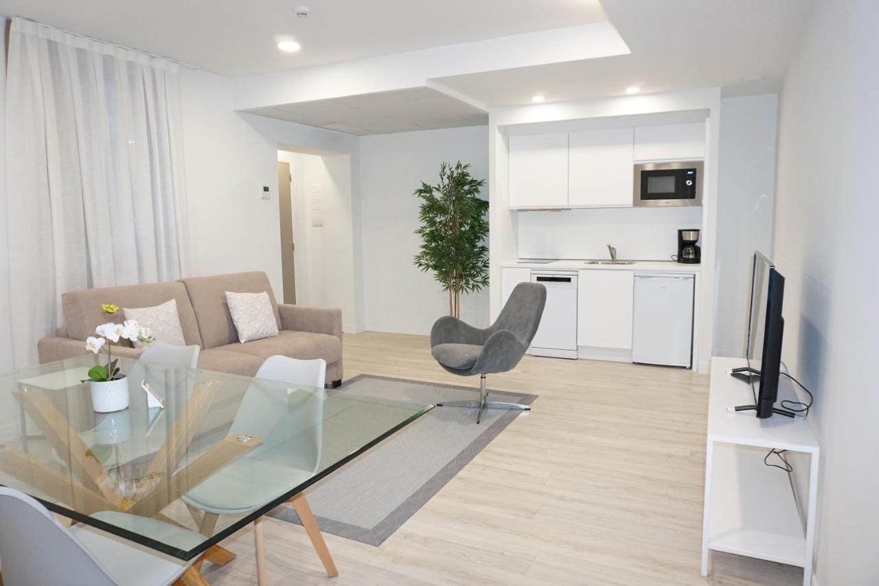 Ines Luna Aparthotel *