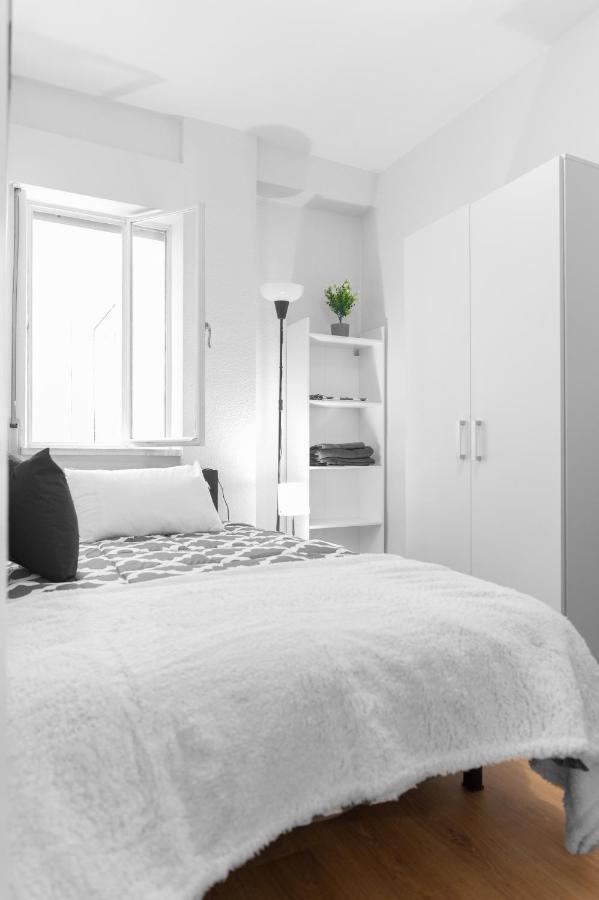 Apartamento Premiun Plaza Del Oeste Apartment *
