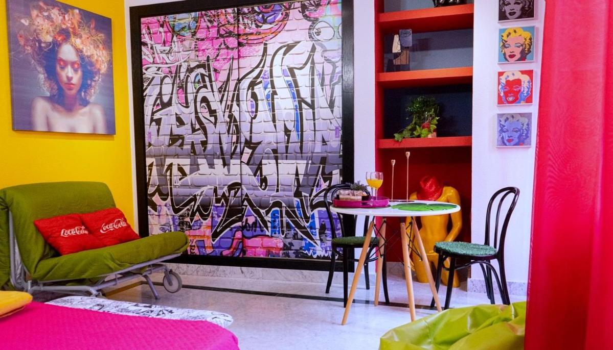 Pop-art, Junto A La Plaza Mayor, By My In Apartment