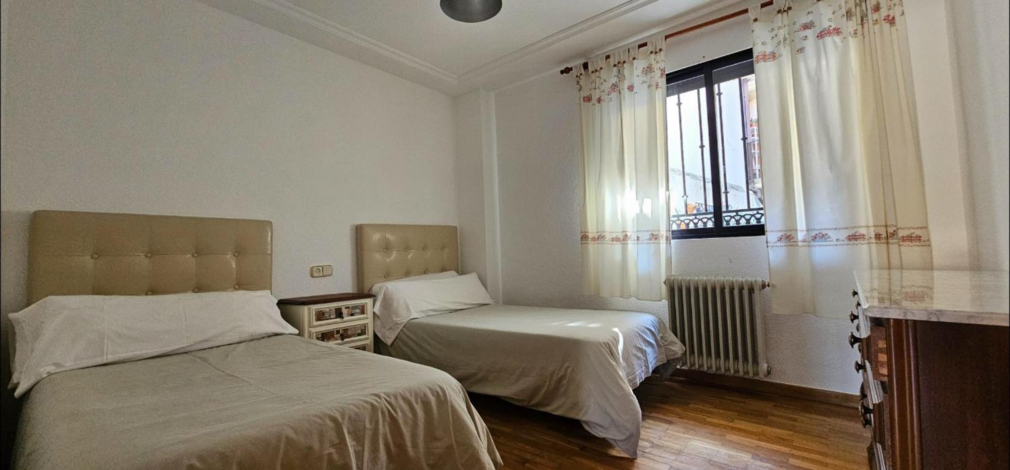 Garden Apartment *