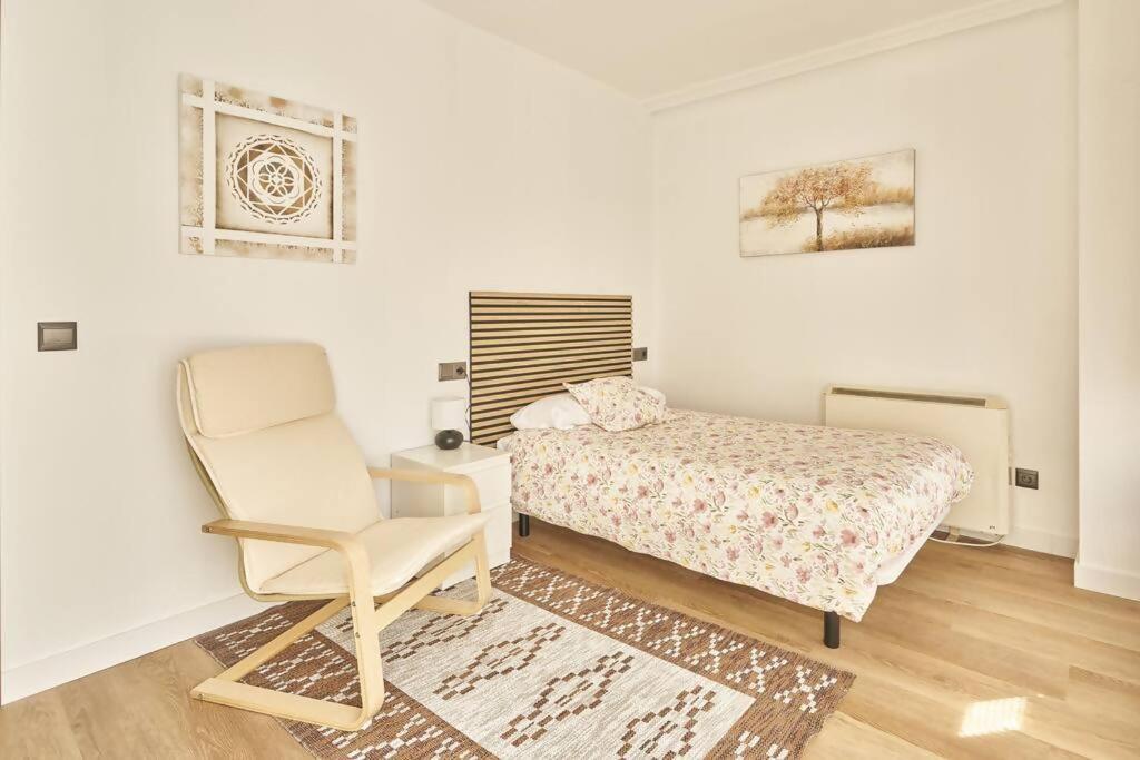 Precioso Barrio Del Oeste Apartamento