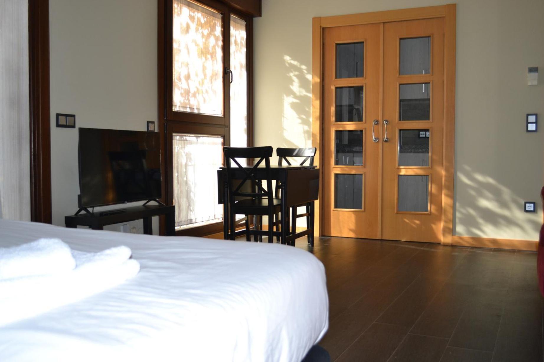 Suites&homes Apartment *