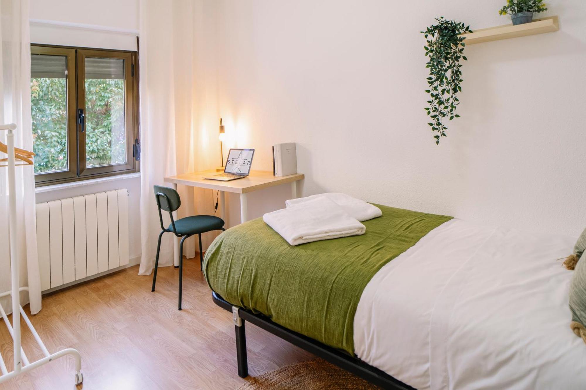 Apartment Centro, Hospital Y Campus Universitario A 5 Minutos - Camas De Primera - Lavadora - Smarttv - Wifi 1 Gb - Teletrabajo *