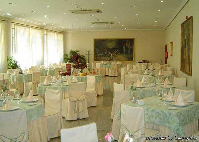 Hotel Emperatriz Ii