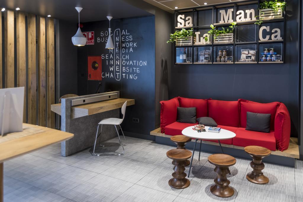 Ibis Hotel 2*