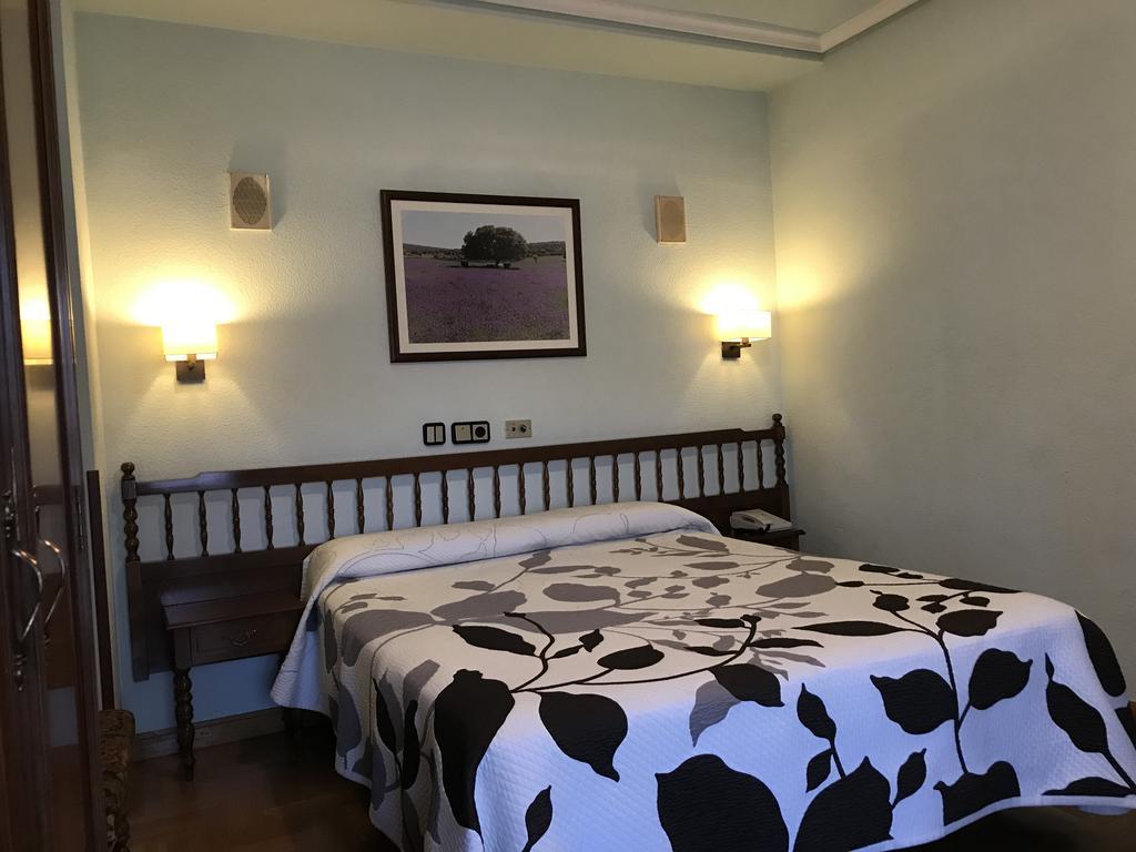 Hotel El Toboso 2*