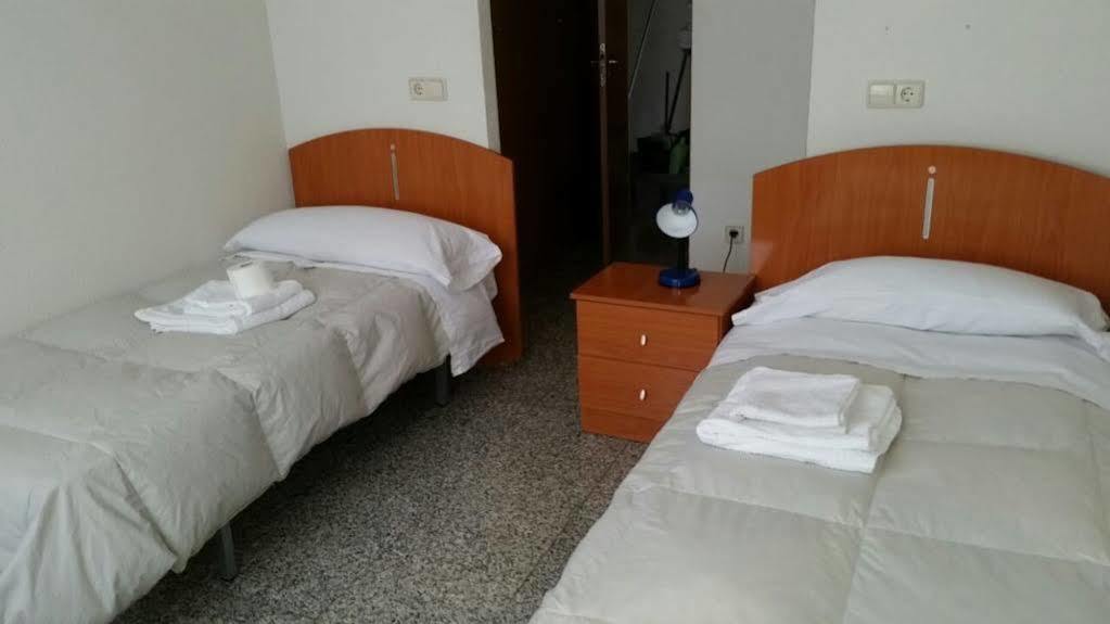 Residencia Universitaria Atilano Coco *