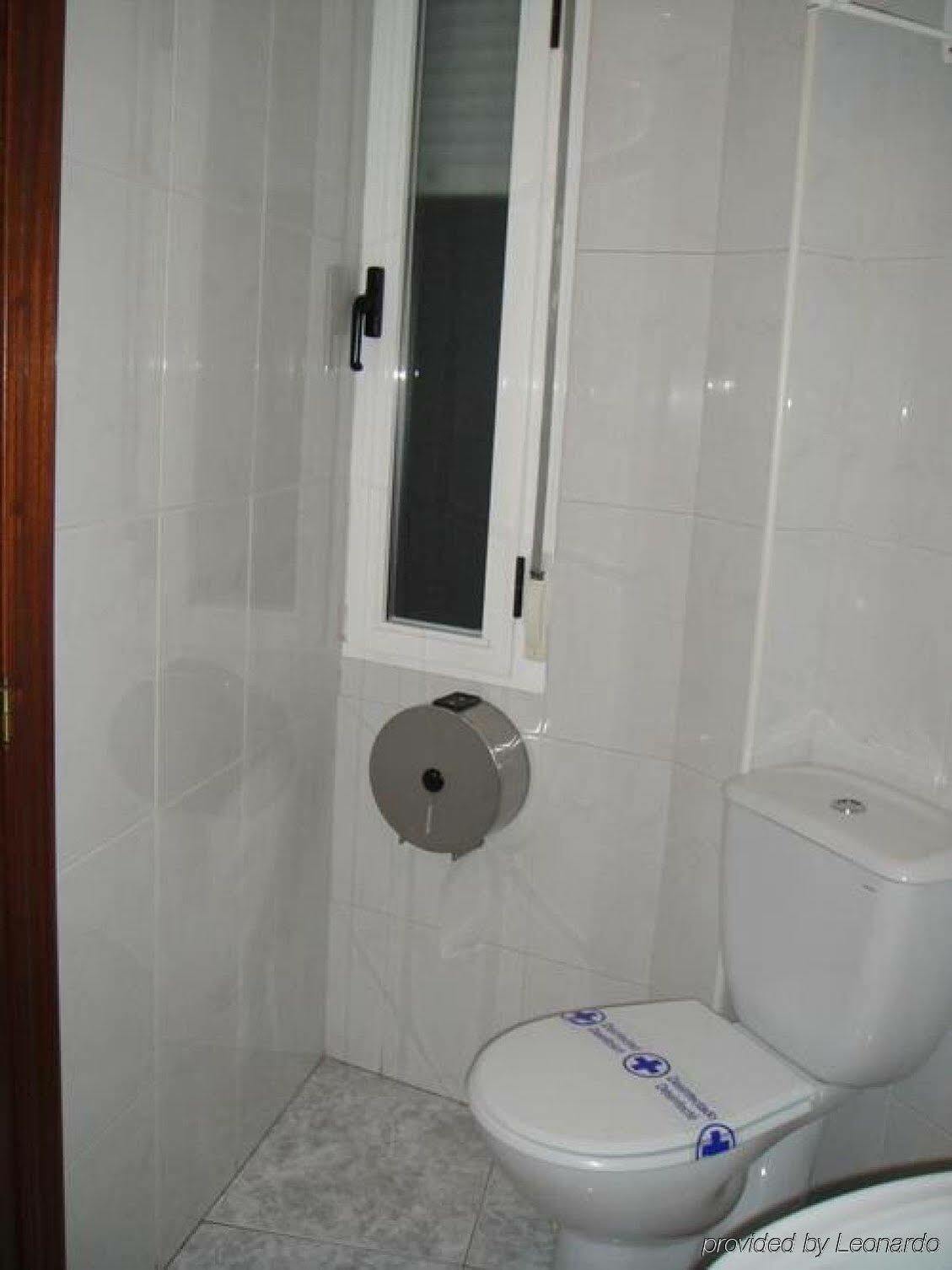 Uría 2*