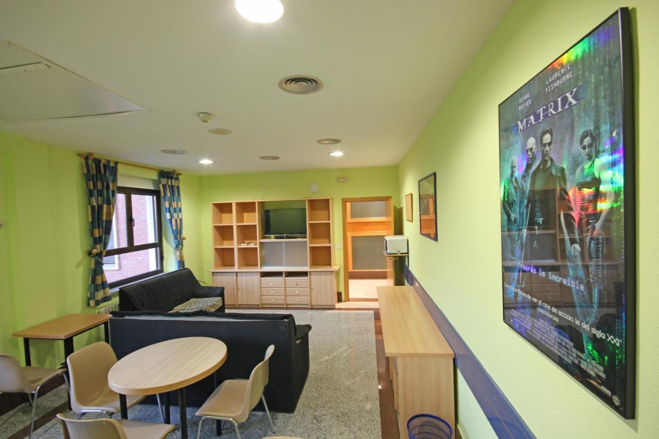 Residencia Universitaria Cum Laude Apartment Salamanca