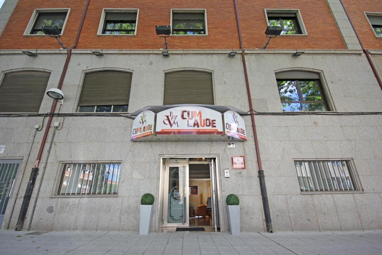 Residencia Universitaria Cum Laude Apartment *