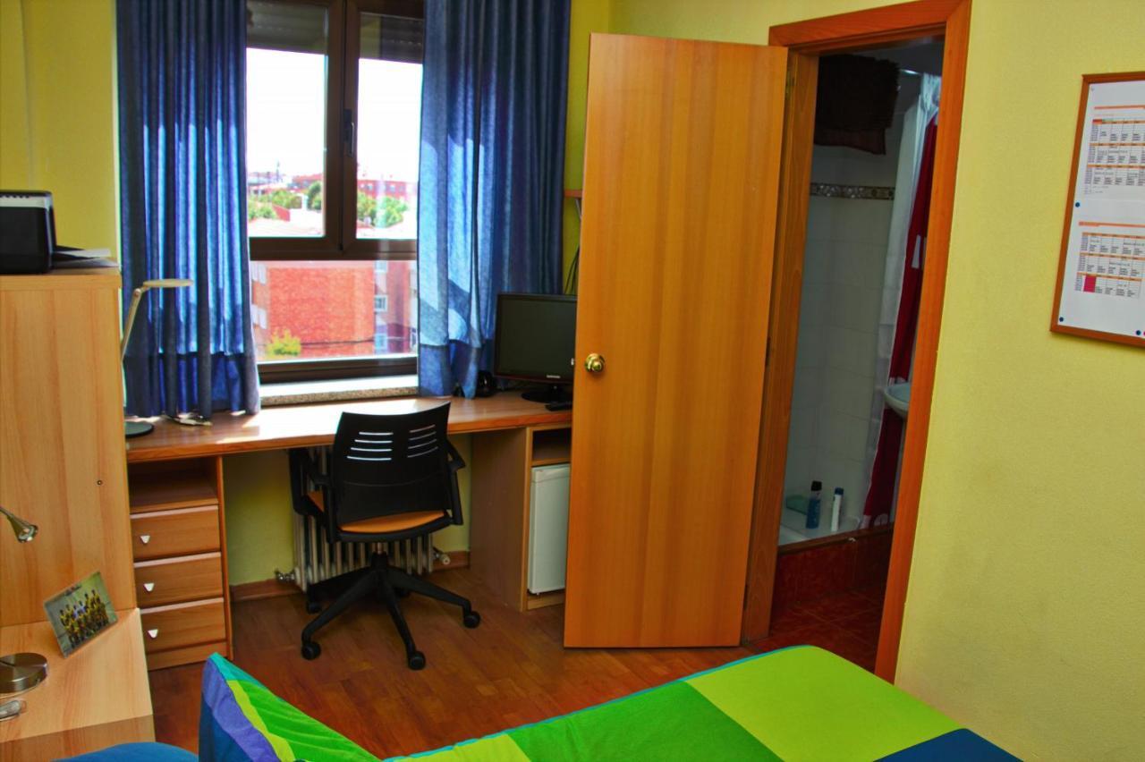 Residencia Universitaria Cum Laude Apartment Salamanca